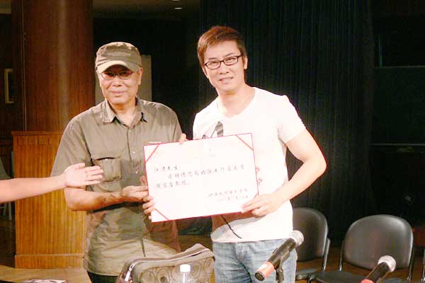 著名歌手江涛走进北演名人讲堂