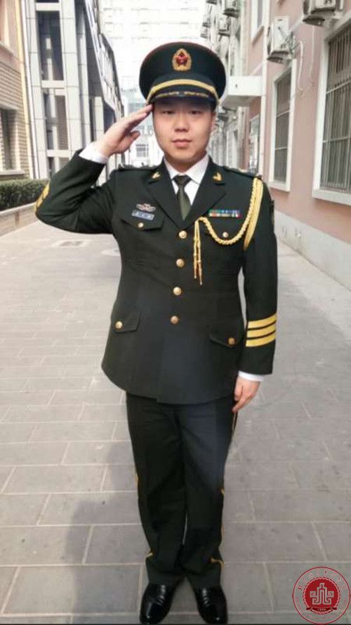 我系2011级武钊同学顺利考入总政歌舞团