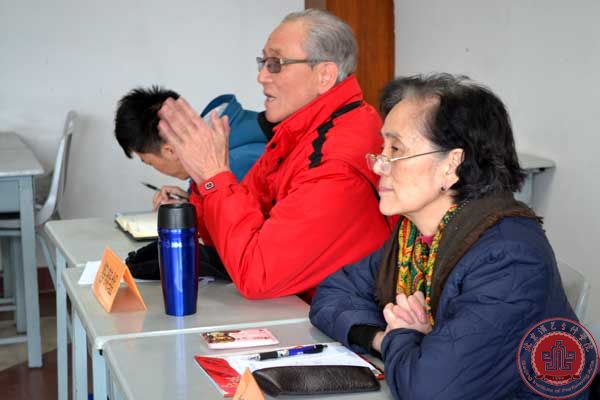 舞蹈系拉开学院2013年毕业生首场论文答辩序幕