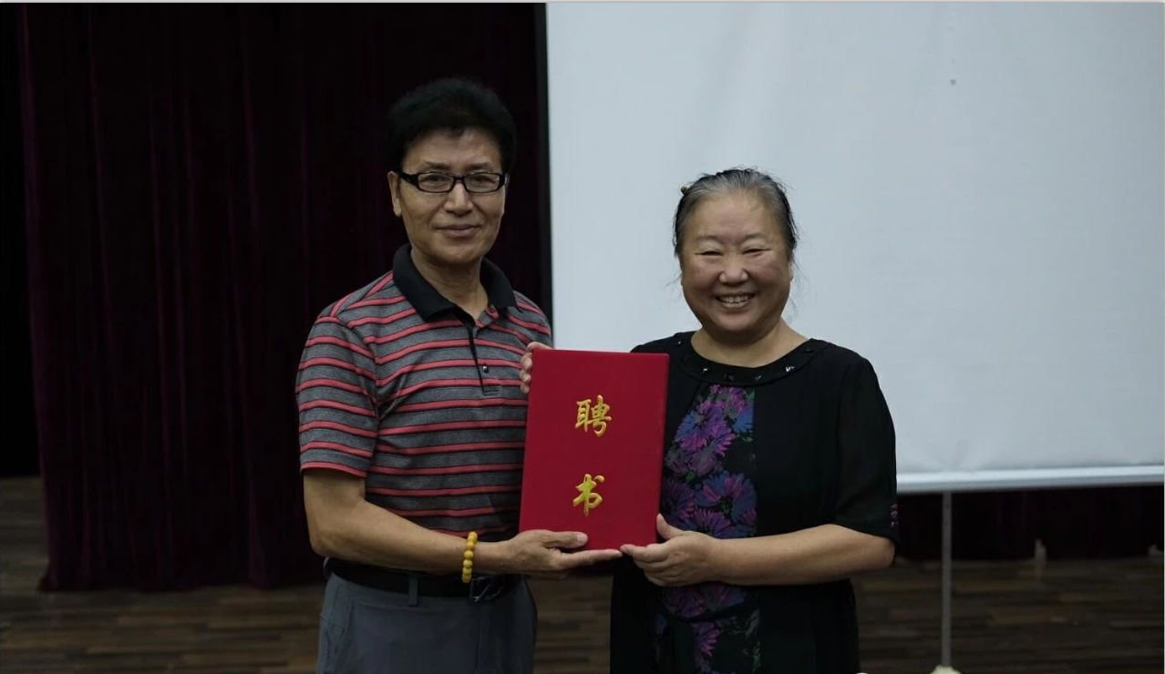 八一电影制片厂高级编剧李宝林来我院举办讲座