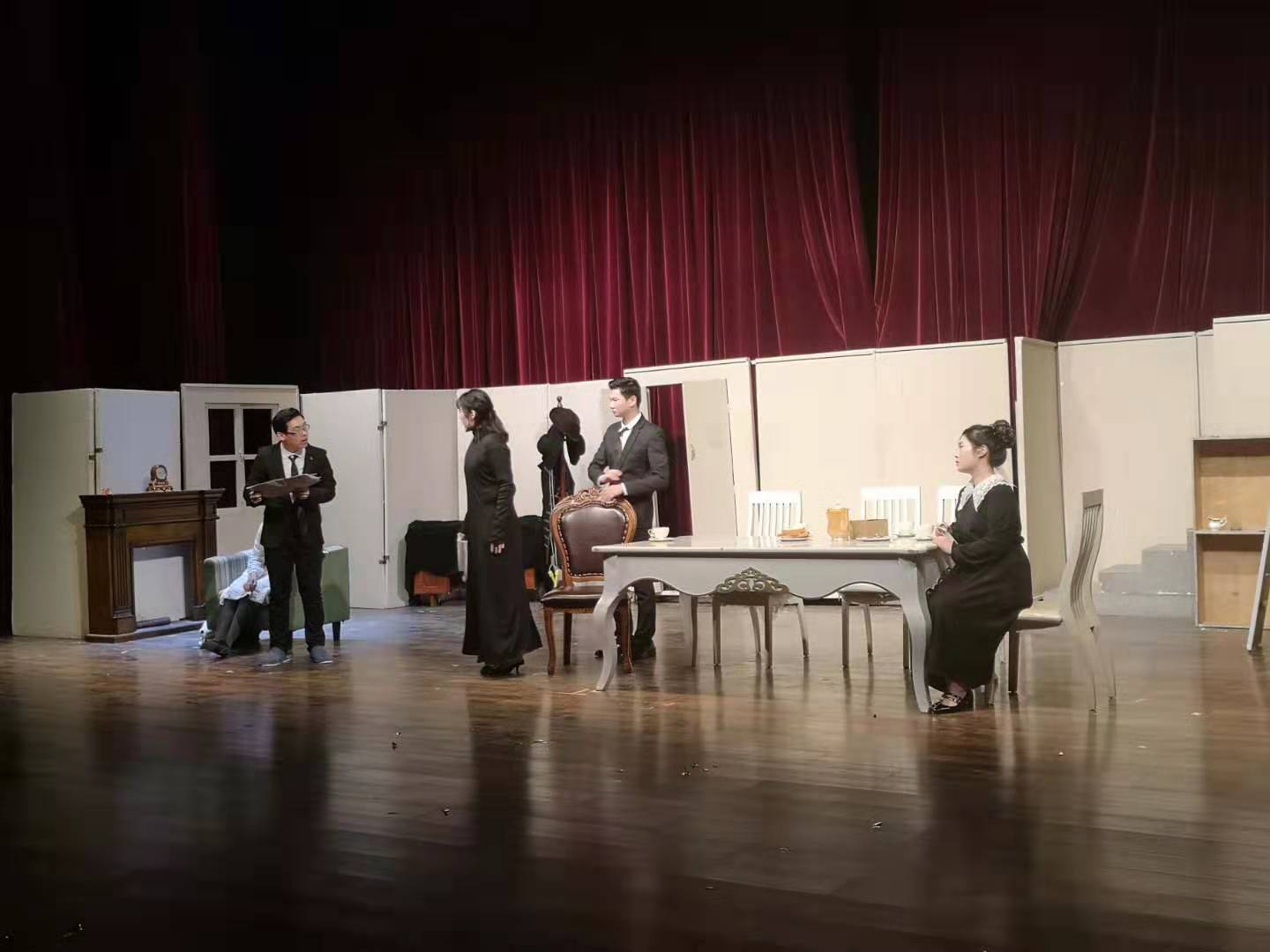 表演系2016级4班举行独幕剧汇报演出