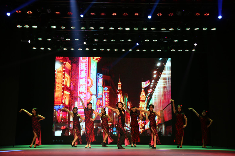 表演系2014级武术形体结业汇报在北演剧场上演