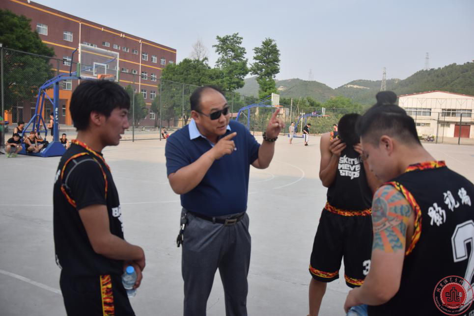 北京演艺专修学院第十八届篮球赛影视艺术系首战