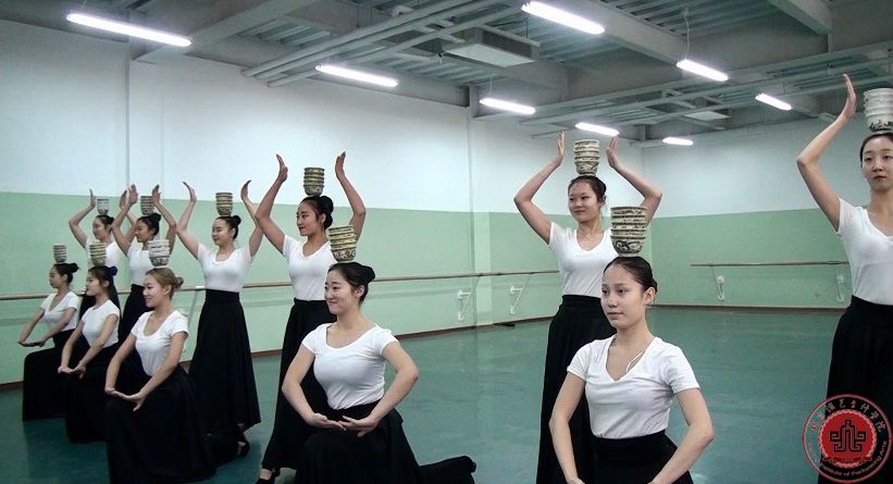 舞蹈系期末教学汇报圆满结束