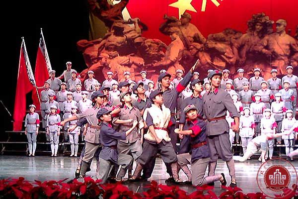 我院师生携手“舞”进航天城