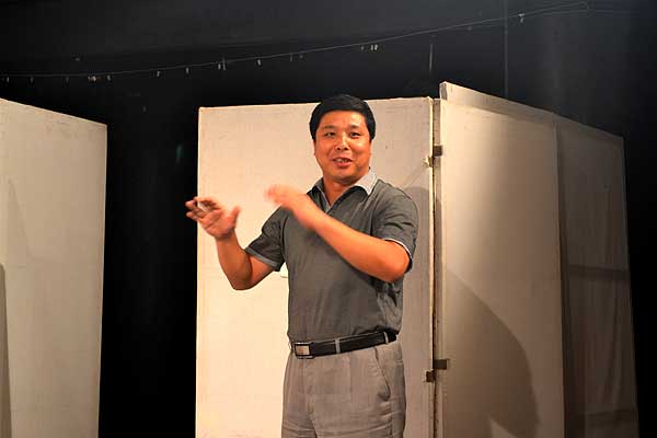 表演系教学成果汇报顺利进行
