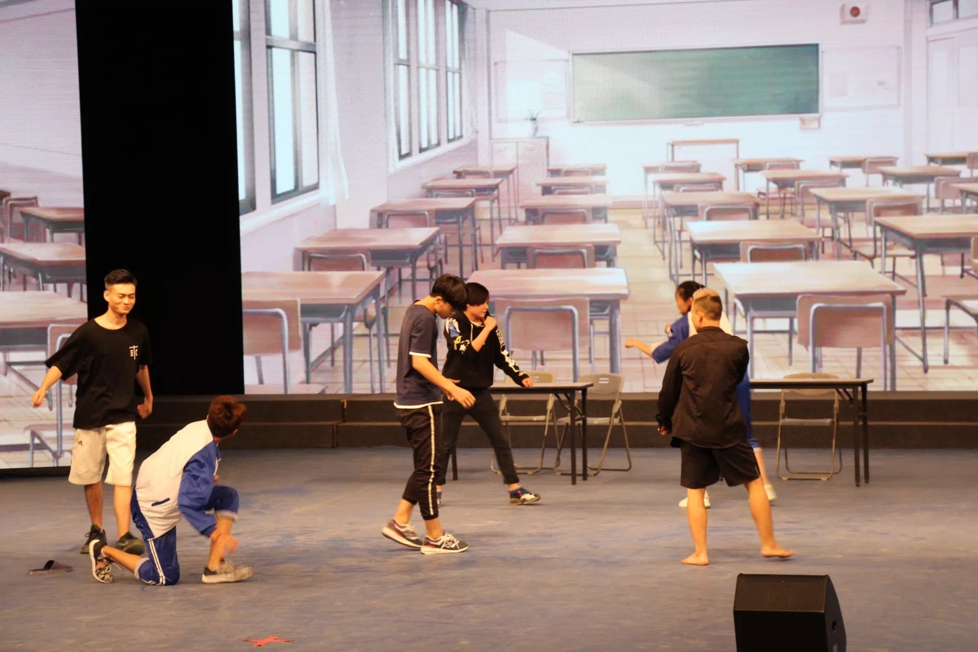 表演系举办第一届表演系迎新晚会 