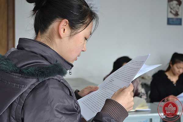 舞蹈系拉开学院2013年毕业生首场论文答辩序幕