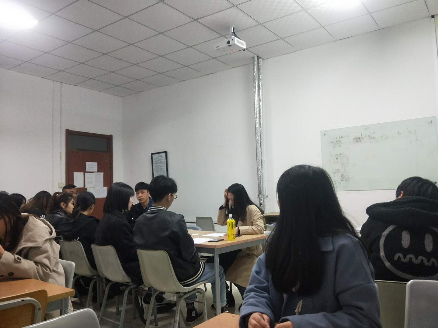 艺术设计系全体例会第一次顺利召开