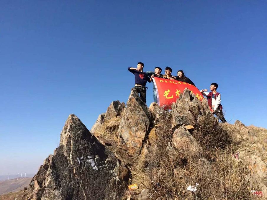 艺术设计系2014级驿马图采风写生行