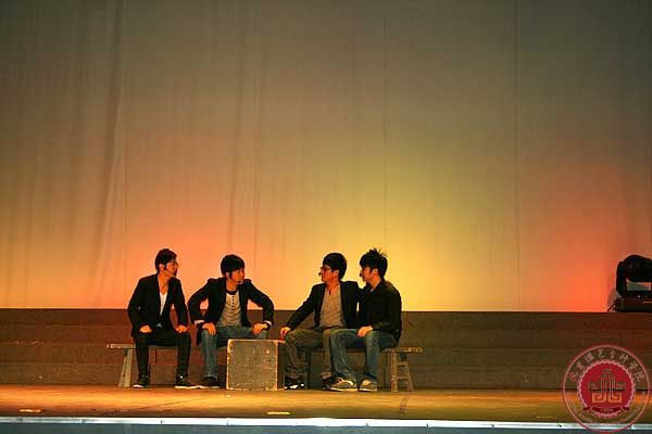 播音主持系教学成果汇报演出昨举行 播音主持系教学成果汇报演出昨举行