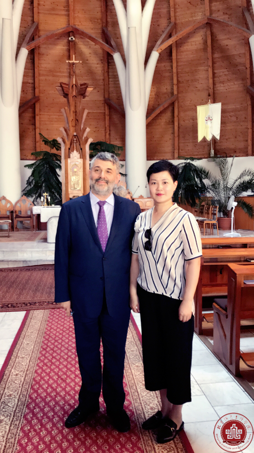 我院音乐系王琳老师应邀参加匈牙利国际文化交流演出 我院音乐系王琳老师应邀参加匈牙利国际文化交流演出