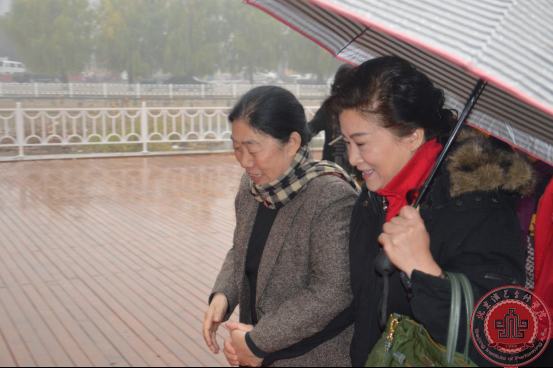 中国老教授协会老艺术家与北演师生同台共奏爱国最强音 中国老教授协会老艺术家与北演师生同台共奏爱国最强音