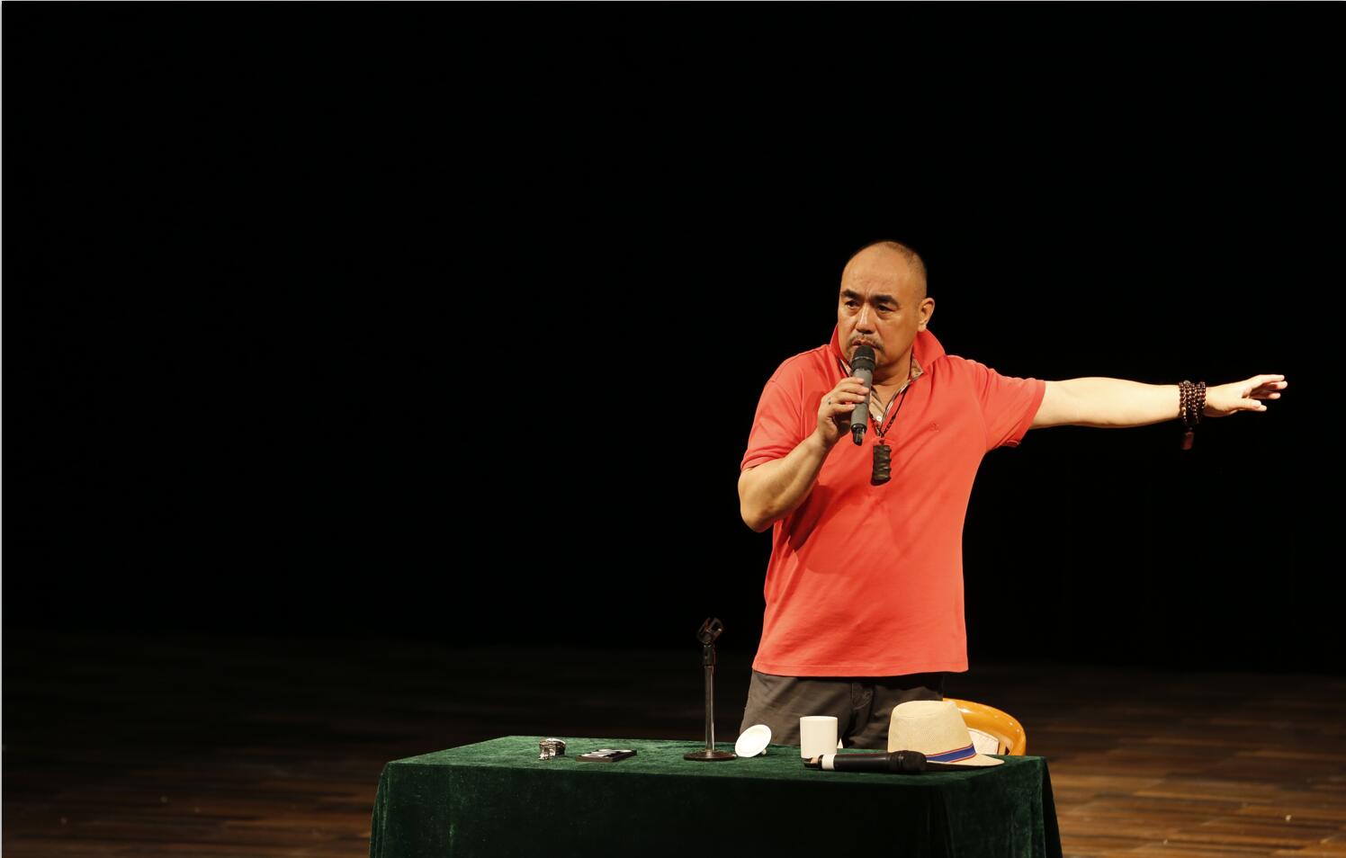 国家一级演员臧金生做客北京演艺专修学院名人讲堂 国家一级演员臧金生做客北京演艺专修学院名人讲堂