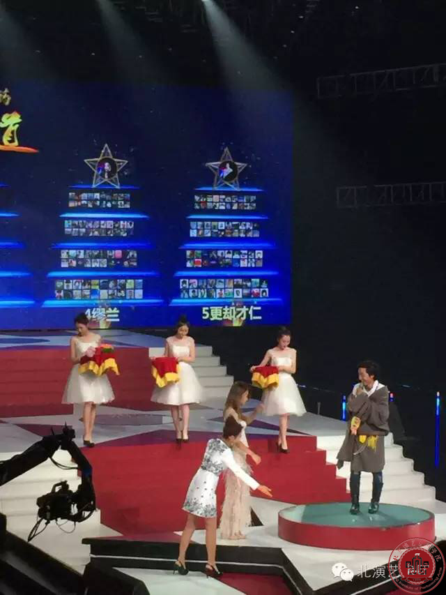 我院舞蹈系学生受邀参加星光大道获周冠军 我院舞蹈系学生受邀参加星光大道获周冠军