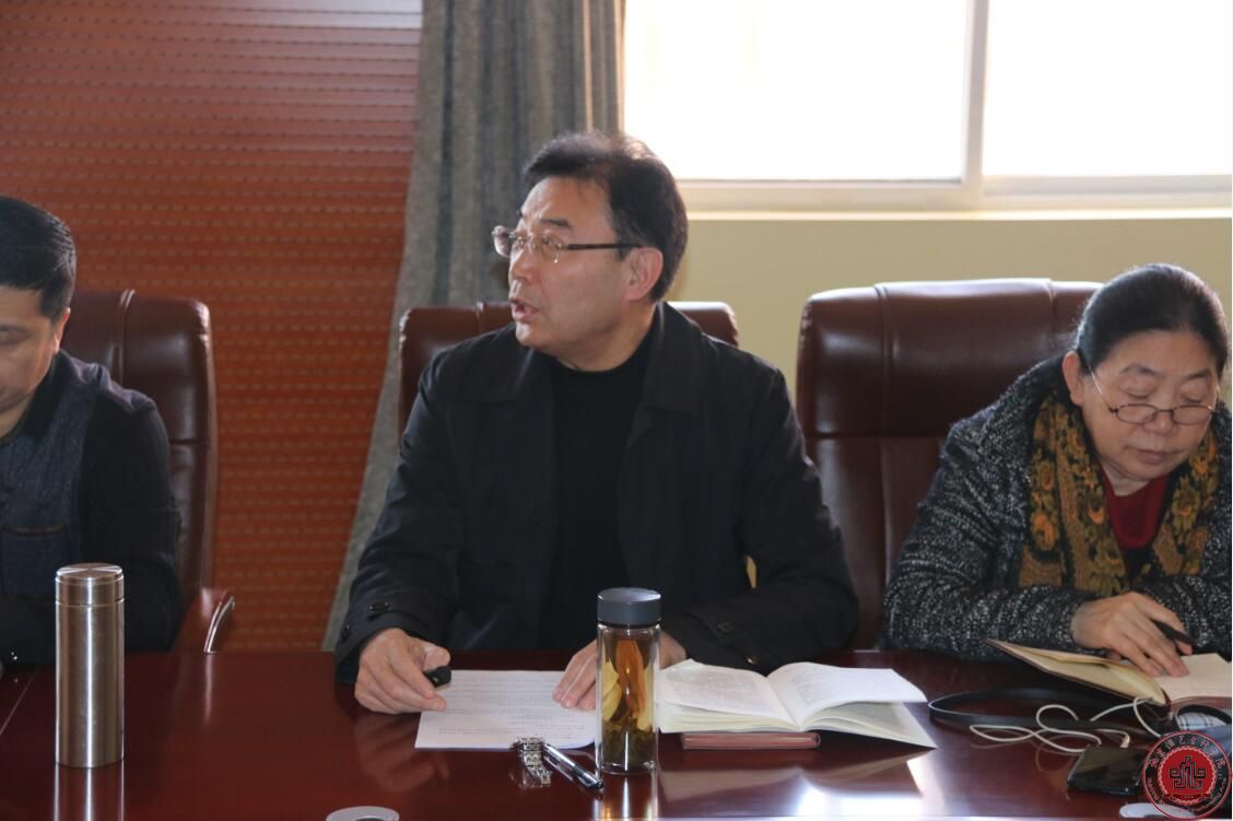 党支部积极组织全体党员干部学习“十九大”报告精神 党支部积极组织全体党员干部学习“十九大”报告精神