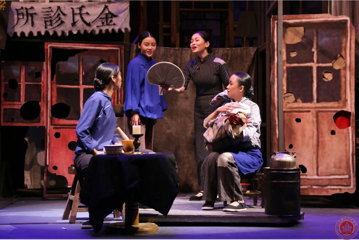 表演系毕业大戏《七十二家房客》震撼来袭 表演系毕业大戏《七十二家房客》震撼来袭