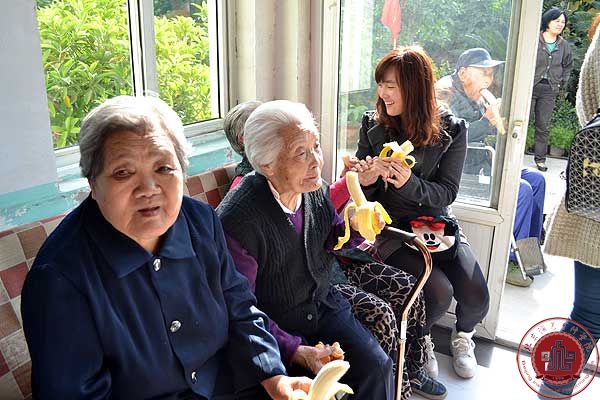 “爱在文管 温暖人心” 慰问活动 “爱在文管 温暖人心” 慰问活动