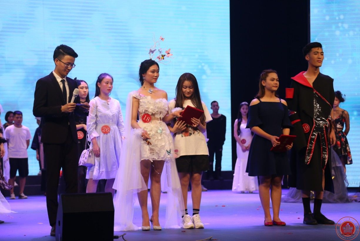 第八届才艺大赛服装设计大赛圆满落幕