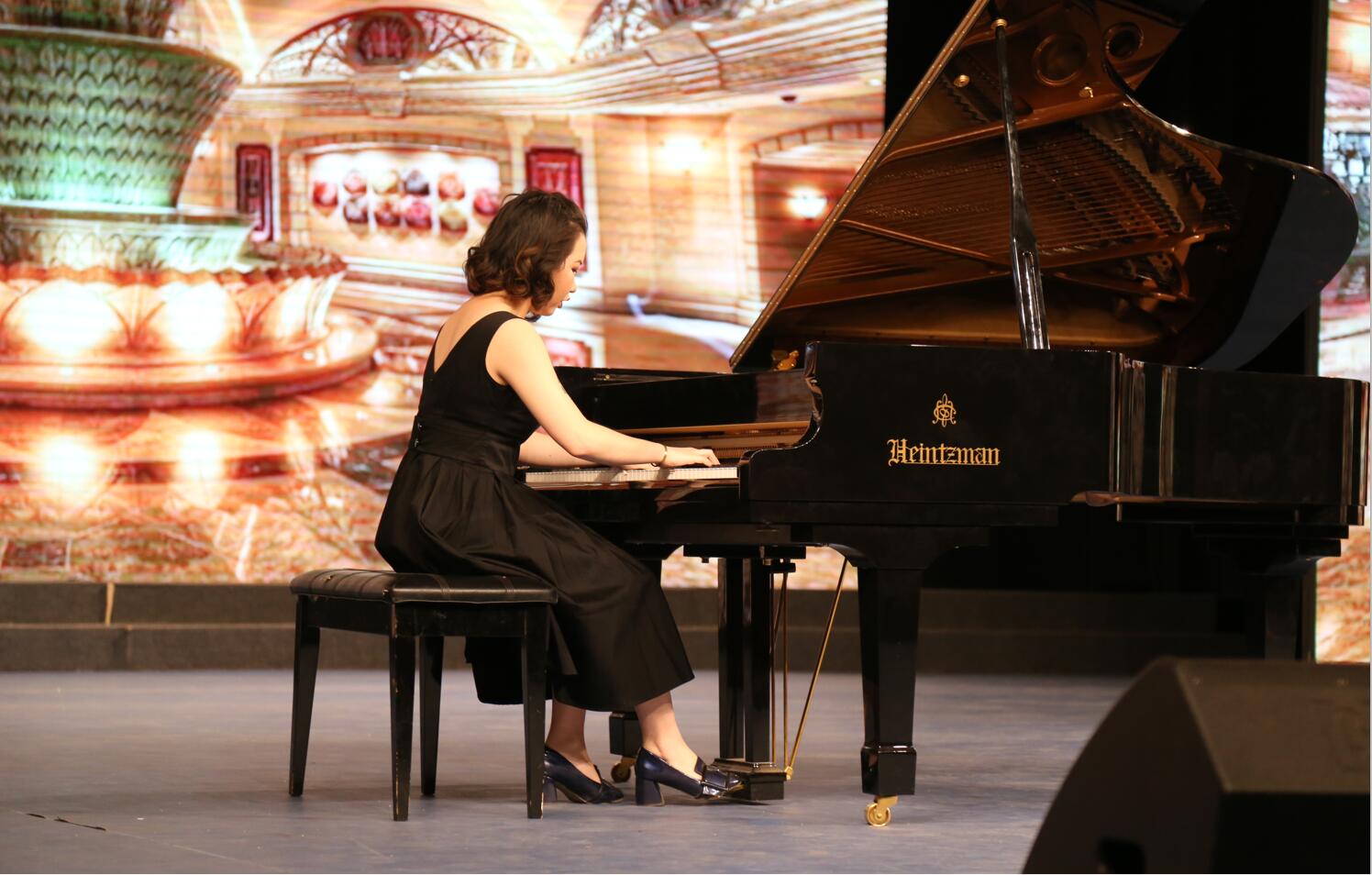 第九届才艺大赛钢琴决赛完美落幕