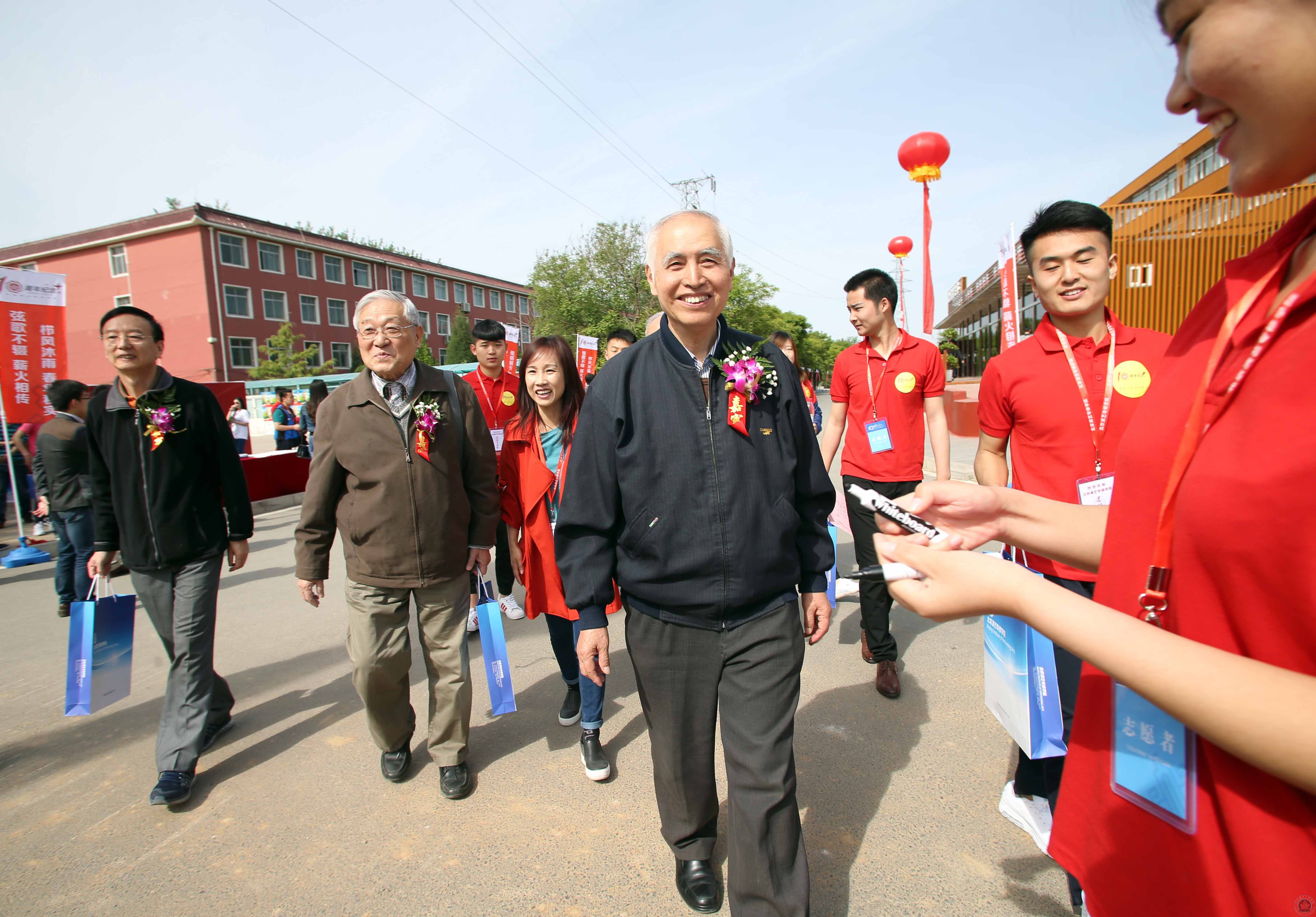 北京演艺专修学院十年华诞嘉宾云集