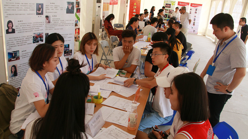 又一年新生报到时!北京演艺专修学院2018迎新工作准备就绪 又一年新生报到时!北京演艺专修学院2018迎新工作准备就绪