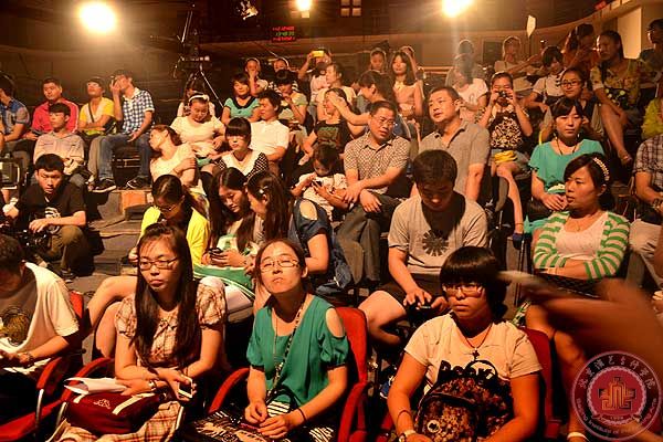 【夏令营第三期】参加《鲁豫有约》节目录制