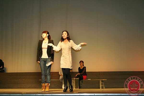 播音主持系教学成果汇报演出昨举行 播音主持系教学成果汇报演出昨举行