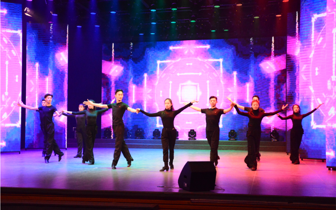 中国国际卫星传媒集团董事局主席冉多文先生一行来访我院