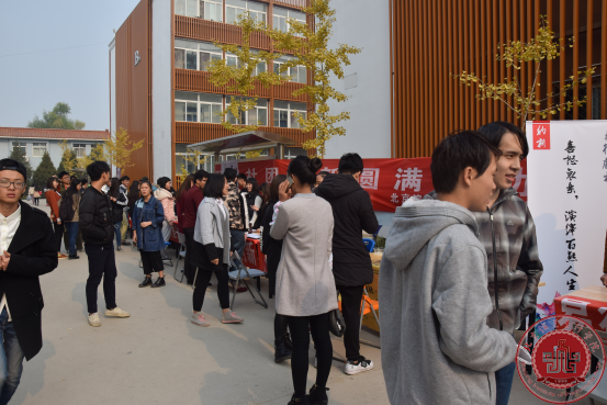 我院社团纳新活动火热开展中 我院社团纳新活动火热开展中