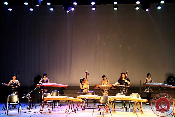 器乐与音乐制作系教学成果汇报演出举行