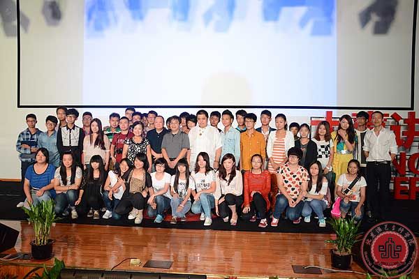 我院2013级新生赴中国科技馆聆听专家、名家、大家讲座 我院2013级新生赴中国科技馆聆听专家、名家、大家讲座