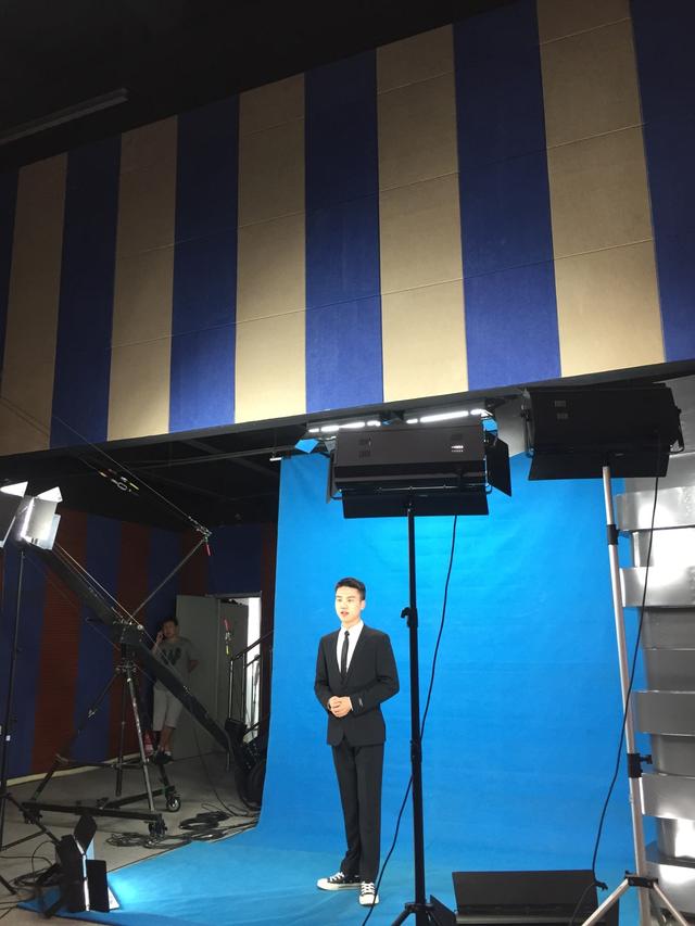 我院播音主持系韦统政等三名同学获得中华卫视实习资格 我院播音主持系韦统政等三名同学获得中华卫视实习资格