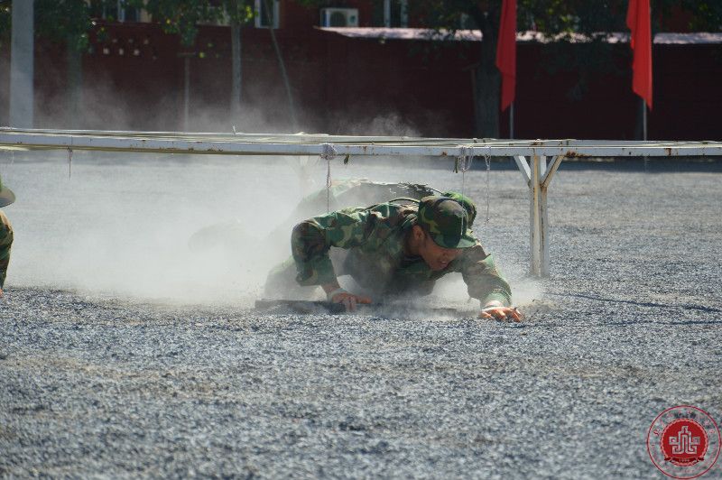 北京演艺专修学院隆重举行新生军训闭营仪式