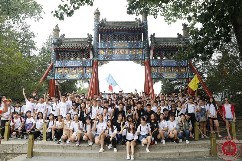 第十三届玩艺夏夏令营快报：游览颐和园、中国电影博物馆