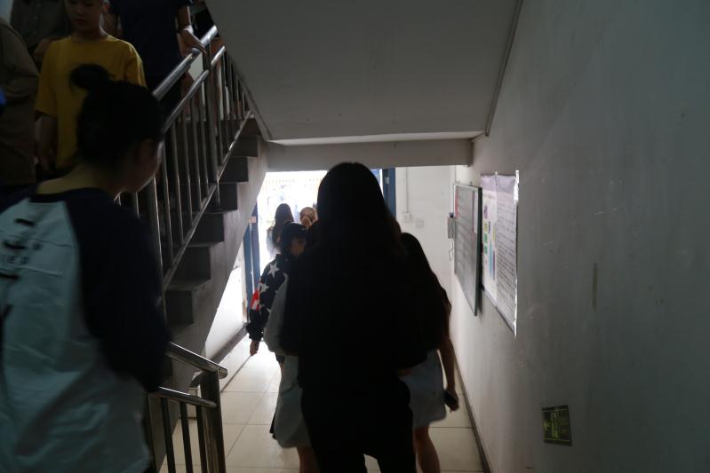 我院开展消防安全逃生应急演练 我院开展消防安全逃生应急演练