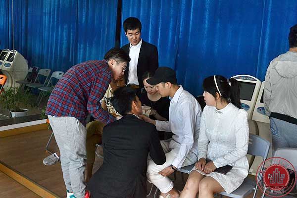 学院举办2014年第二次校园招聘会