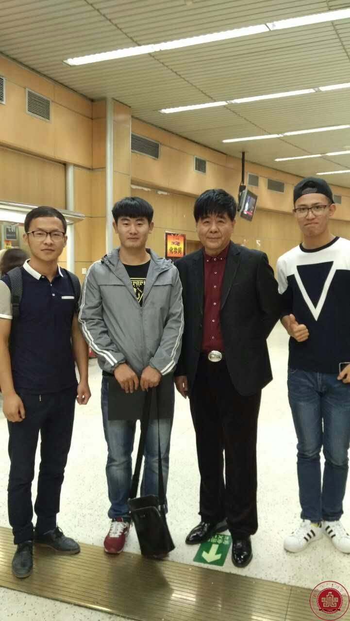 我院音乐系学生被中国歌剧舞剧院合唱团外聘为合唱演员 我院音乐系学生被中国歌剧舞剧院合唱团外聘为合唱演员