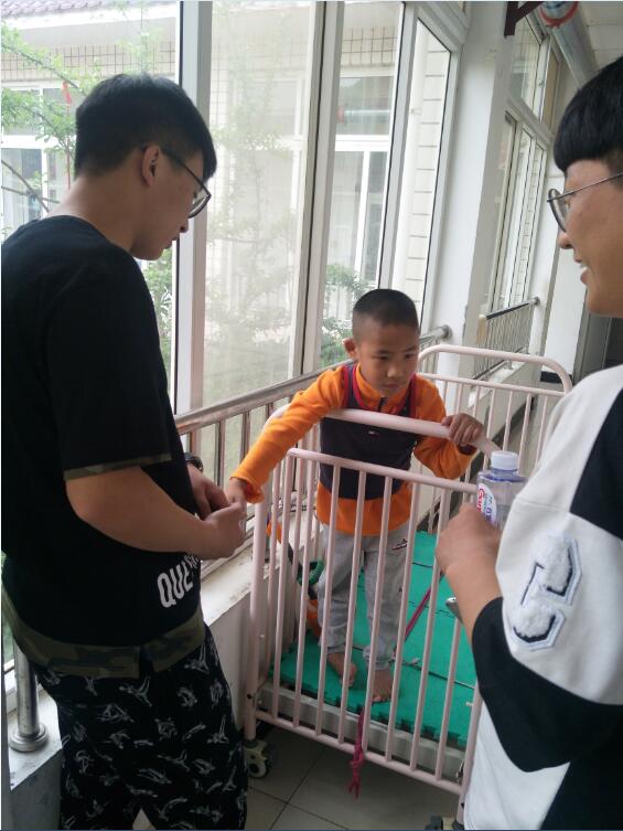 音乐系组织学生前往敬老院献爱心 音乐系组织学生前往敬老院献爱心