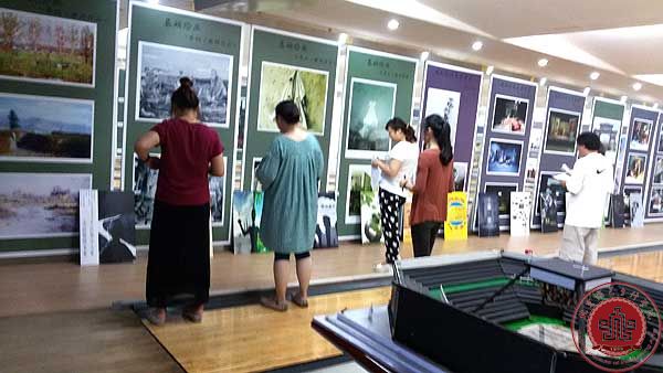 艺术设计系公益海报大赛