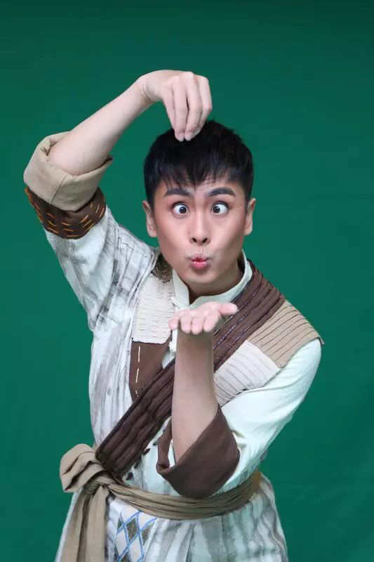 《金蝉塑与糖人宝》,演绎乱世的“北京青年” 《金蝉塑与糖人宝》,演绎乱世的“北京青年”