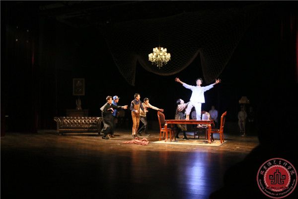 话剧《物理学家》在北演小剧场隆重上演