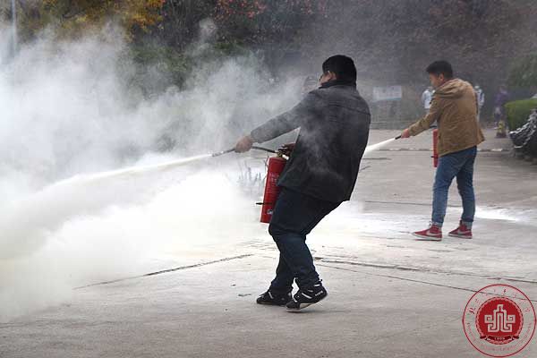 我院组织消防安全演练 我院组织消防安全演练