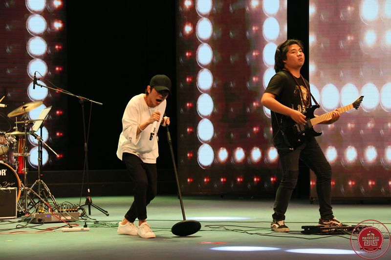 流行音乐学院17届毕业汇报演出在北演剧场成功举办