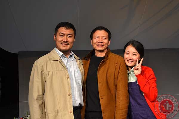 我院首任院长梁伯龙教授收山之作成功上演