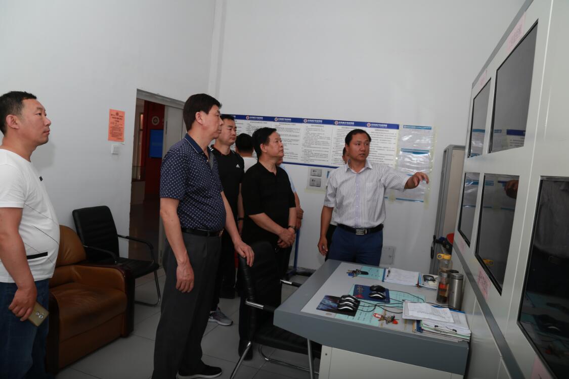 精英集团HSE联合检查组到我院开展环境卫生、消防安全检查 精英集团HSE联合检查组到我院开展环境卫生、消防安全检查