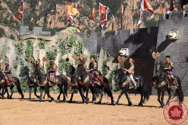 我院师生参演实景音乐剧《木兰花开》祖山上演