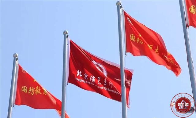 校领导看望慰问2017级军训师生 校领导看望慰问2017级军训师生