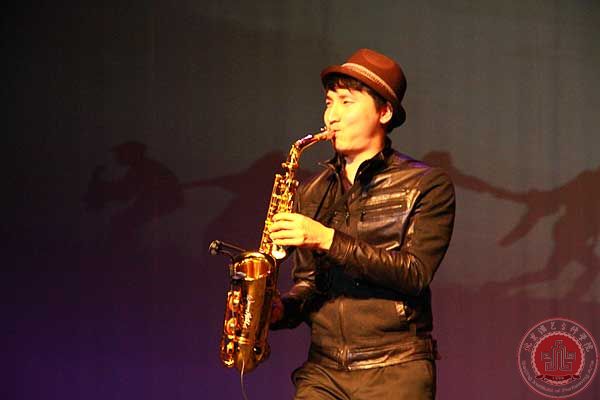 中韩青年艺术交流晚会完美落幕 中韩青年艺术交流晚会完美落幕