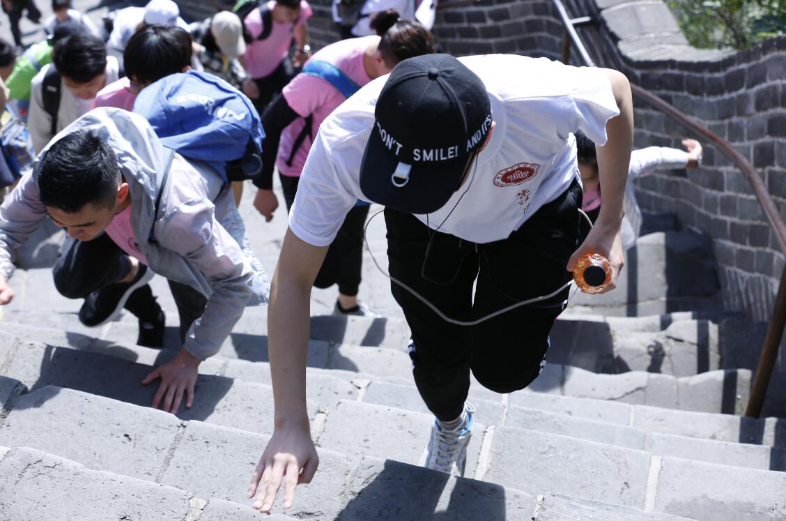 玩艺夏”夏令营之三|勇登长城、欣赏经典话剧篇 玩艺夏”夏令营之三|勇登长城、欣赏经典话剧篇